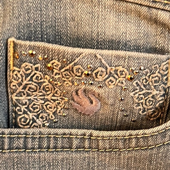 Gloria Vanderbilt Amanda All Around Slimming Effect Size 8 Women's Denim Shorts - Picture 4 of 13